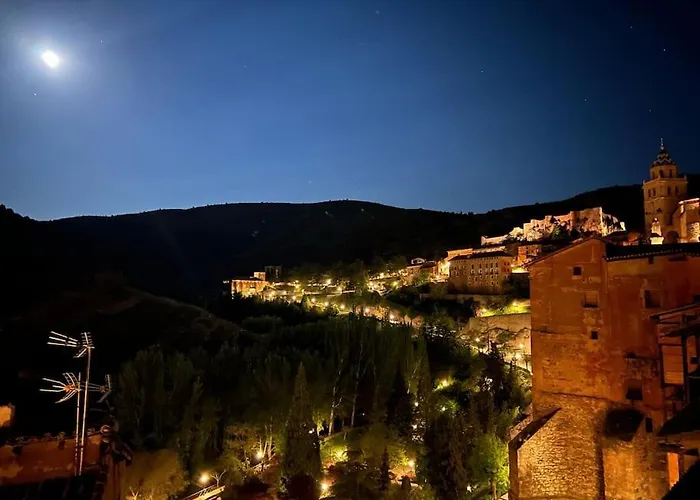 Hitohouse Bed&climb * Albarracín